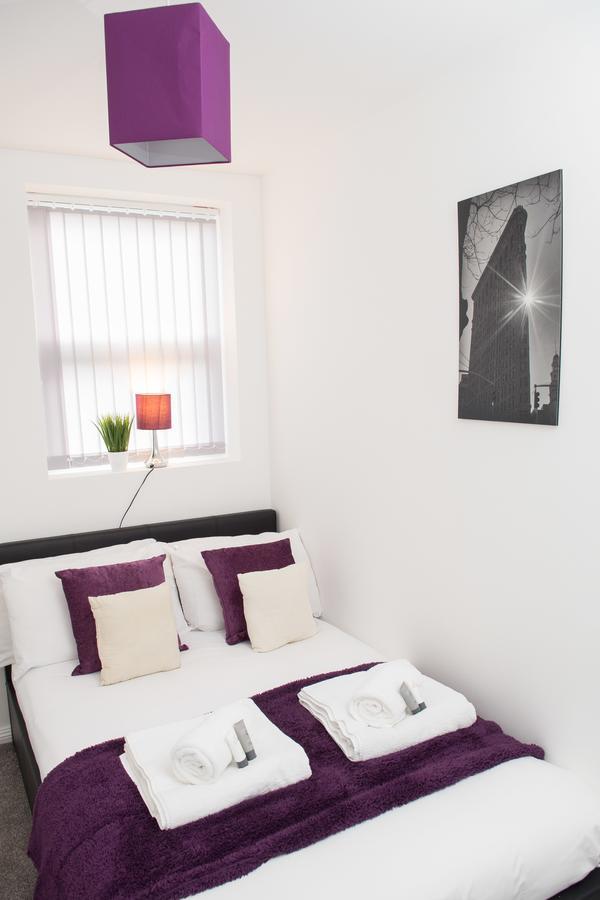 Moseley Mews Village Suites - Purple Бирмингем Экстерьер фото