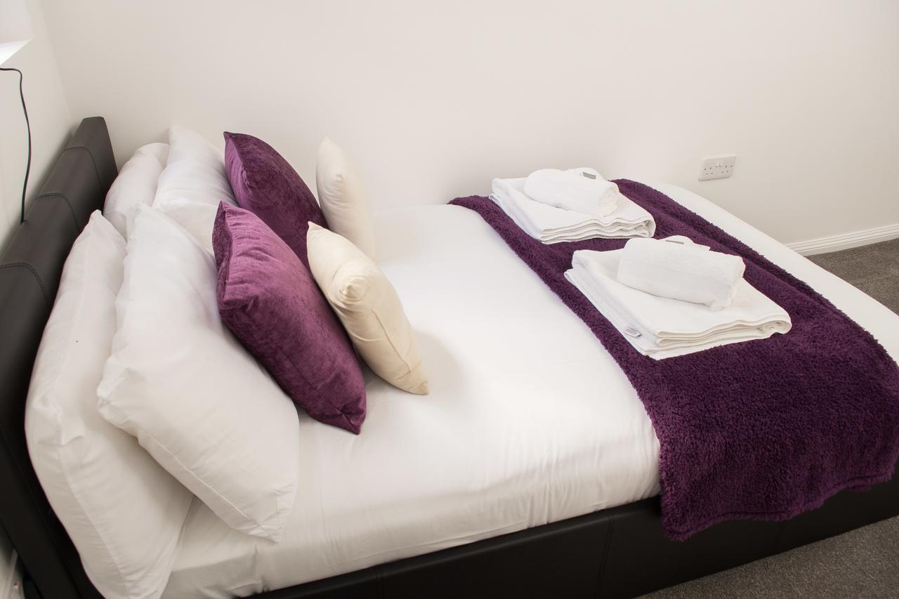 Moseley Mews Village Suites - Purple Бирмингем Экстерьер фото