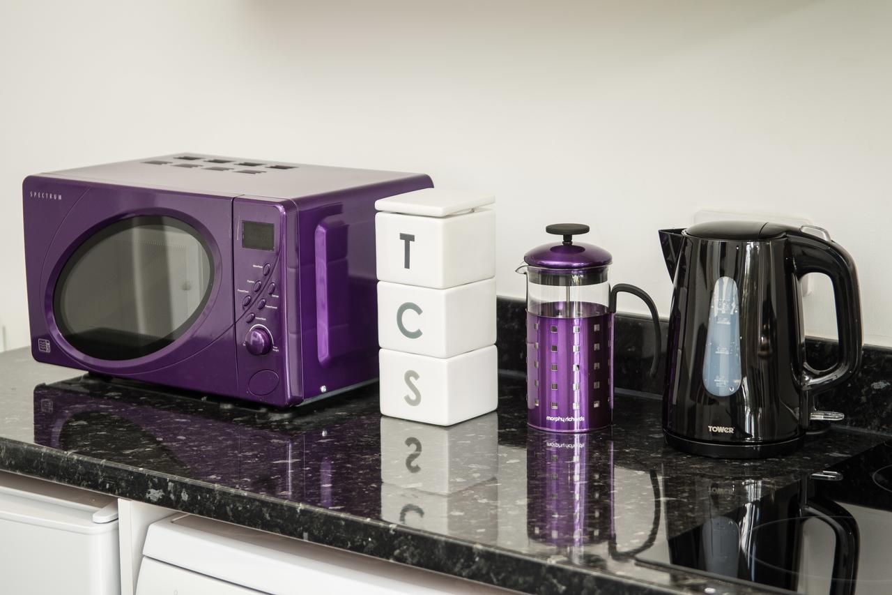 Moseley Mews Village Suites - Purple Бирмингем Экстерьер фото